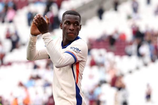 kaiyun sports-每体：拜仁签雅克松考虑很多，存在为放弃买断减少出场的可能